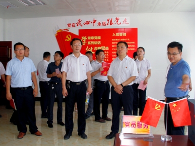 梁山縣委常委、組織部部長(zhǎng)王建一行蒞臨天意機(jī)械調(diào)研