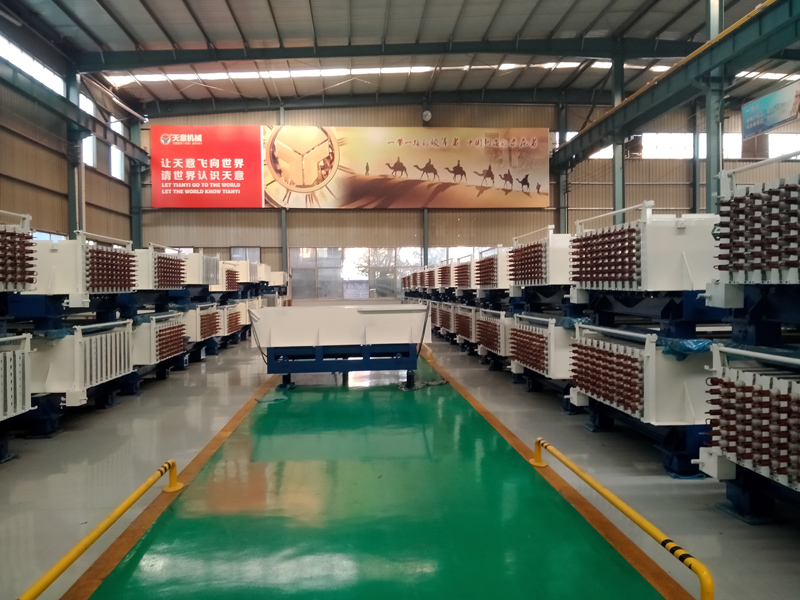 江西輕質(zhì)隔墻板機(jī)設(shè)備介紹，墻板機(jī)廠家